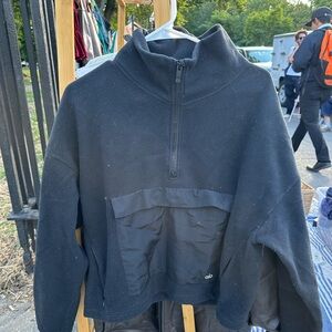 ALO Yoga Quarterzip